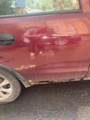 Opel Corsa 2003 года, цвет темно-красный. VIN: W0L0XCF6834415266. Мощность двигателя 75 л.с. (55 кВт), объем 1199 куб.см. Максимальная масса 1430 кг, масса без нагрузки 1035 кг.