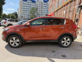 Kia SLS (Sportage, SL, SLS), 2013, VIN: XWEPC811DD0038856, в залоге у ООО МФК «ПСБ Финанс».
