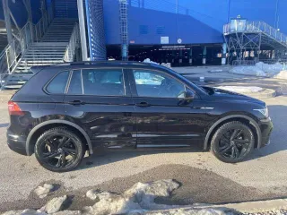 Volkswagen Tiguan, 2021 года, 130 лс, 133690 км, полный привод, АКПП. Идентификационный номер (VIN): XW8ZZZ5NZMG017127, год выпуска: 2021, госномер В558НК702. Имущество находится в залоге у AO "ТБанк". Порядок, условия и сроки реализации определяются конкурсным кредитором, требования которого…