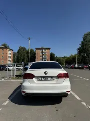 Volkswagen Jetta 2011 Легковой автомобиль марки: VOLKSWAGEN, модели: Jetta, год выпуска: 2011, идентификационный номер (VIN): WVWZZZ16ZCM028474 По предварительной записи по телефону: +7 968 019 73 72 электронная почта: nika.dzhincharadze@yandex.ru