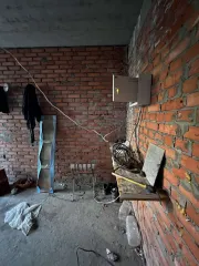 Квартира, площадь 92 квадратных метра, этаж 2, адрес: Саратовская область, город Саратов, ул. им. Тулайкова Н.М., дом 1/1, квартира 1, кадастровый номер 64:48:040453:2248. Имущество является предметом залога АО "NVKBank".