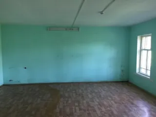 Рабочее отделение 92.6 кв.м с участком 815 кв.м. Здание (рабочее отделение психиатрической больницы), назначение: нежилое, площадь 92,6 кв.м, кадастровый номер 44:07:061301:20. С одновременным отчуждением земельного участка, категория земель: земли населенных пунктов, вид разрешенного…