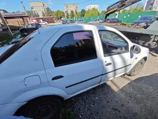 Renault Logan 2012 года, 75 лс, 170000 км, легковой автомобиль, марка: Renault Logan, год изготовления: 2012, цвет: белый, VIN: X7LLSRB2HCH542690, ПТС: 77HH856734, г/н: В304УВ147, рабочий объем двигателя, куб. см: 1,4 л, разрешенная максимальная масса 1535 кг, масса без нагрузки 975 кг
