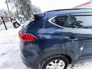 Hyundai Tucson 2020, 183 л.с., 92273 км, полный привод, АКПП. Марка, модель: HYUNDAI TUCSON, год выпуска 2020, VIN: XWEJ381BDM0002665, № двигателя: G4KJLA604704, № кузова: XWEJ381BDM0002665, цвет кузова: синий.