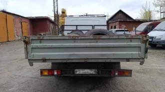 ГАЗ-A22R35 грузовой с бортовой платформой, 2019 года, VIN X96A22R35K2753569, гос. номер Р915НЕ142, кузов № A22R22K0102076, цвет белый, мощность двигателя 106,8 л.с., тип двигателя бензиновый, рабочий объем двигателя 2690 куб.см., с комплектом запасных колес, бывший в употреблении
