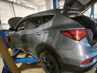 Hyundai Santa Fe 2018 а/м Hyundai Santa Fe, г/в 2018, г/н Т093УМ123, VIN XWESU81CDJ0003271 (ТС на ремонте в разобранном состоянии, отсутствует мотор). Обременение: арест, н/ц 1 348 500,00 руб., з-к 269 700,00 руб., ш/а 13 485,00 руб. Вид транспорта: Автомобиль Год выпуска: 2018 Государственный…