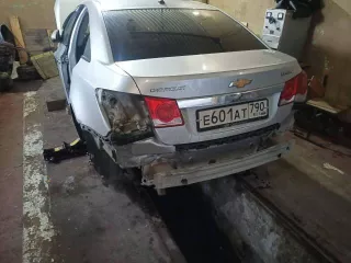 Шевроле Круз KL1J, 2013 г.в., VIN: XUFJF695JD3041162, госномер: Е601АТ790, модель, номер двигателя: 20SX0332, мощность 141 л.с. (104 кВт), СТС: 99 31 326348, ПТС: 78 НС 266041. Автомобиль не на ходу.