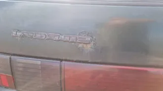 ВАЗ 21120 2004 года выпуска, VIN ХТА21120040219286, цвет темно-зеленый.