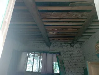 Нежилое здание школы 1812,5 кв.м. Общеобразовательная школа под демонтаж, 1978 года постройки. Общая площадь 1812,5 кв.м., кадастровый номер 16:29:100101:148. Расположена по адресу: Республика Татарстан, Муслюмовский район, с. Семяково, ул. Школьная, д. 32а. Год ввода в эксплуатацию: 1978…