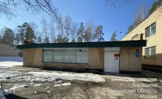 Нежилое здание, магазин, 168,9 кв.м, Московская область, Балашиха. Расположено по адресу: Московская область, г. Балашиха, Восточное шоссе, д. 1 (закрытая территория), общей площадью 168,9 кв.м.; кадастровый номер 50:15:0070202:12. Год ввода в эксплуатацию: -. Вид ограничений и обременений: -…