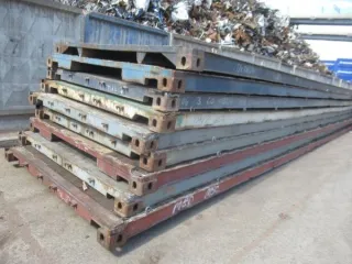 Металлические пластины для размещения контейнеров и других генеральных грузов — 2450 мм х 6600 мм, 10 штук. Металлические пластины для разделения контейнеров и других генеральных грузов — 2430 мм х 12190 мм, 21 штука, №ф-12/24/26 и -78 (78-009412-1). Имущество продается в том виде, в каком оно…