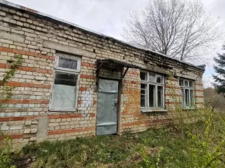 Нежилое здание 301,3 кв.м и земельный участок 3270 кв.м, Ярославская область, Некоузский р-н, с. Новинское, д. 74, в составе: здание, назначение - нежилое, количество этажей - 1, в том числе подземных – 0, общая площадь 301,3 кв.м., кадастровый номер 76:08:040406:222, существующие ограничения…