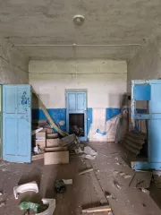 Нежилое здание с кадастровым номером 61:06:0060309:91 площадью 145,6 кв. м., расположенное по адресу: Ростовская область, Веселовский р-н, х. Красный Кут, ул. Школьная, 1 иземельный участок с кадастровым номером 61:06:0060308:1 площадью 608 кв. м., расположенный по адресу: Ростовская область…