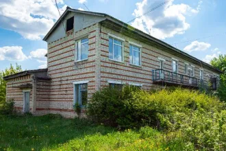 Детский дом, котельная, участок 7502 кв.м, Нижегородская область. Нежилое здание, общей площадью 1 097,2 кв. м, кадастровый номер 52:49:0800006:398; нежилое здание, общей площадью 30,4 кв. м, кадастровый номер 52:49:0800006:333; земельный участок общей площадью 6 375+/-279 кв.м., кадастровый номер…