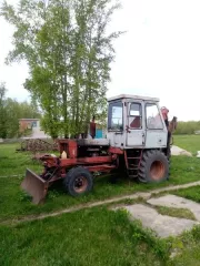 самоходная машина погрузчик ПЭА-1 Самоходная машина погрузчик ПЭА-1, 1990 года выпуска, вид колесный 
Год выпуска: 1990 
Марка: погрузчик ПЭА-1 
Назначение: предназначен для погрузочно-разгрузочных, экскаваторных и легких планировочных работ в с/х 
