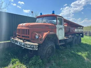 ЗИЛ 131, 1990 год, заводской номер 131557460/885161. Назначение: спец. прочие. Марка: ЗИЛ 131. Год выпуска: 1990. VIN (заводской) номер: не установлено.