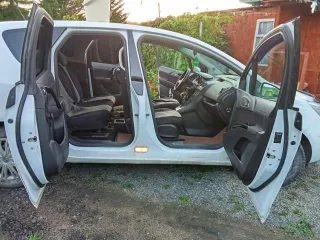 Opel Meriva 2012 года, 101 л.с. Модель: Opel Meriva. Двигатель: A14XER, номер 19ZD8161. VIN: XWFSC9CC1C0002003.