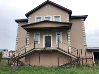 Дом 167 кв.м и земельный участок 1050+/-11 кв.м, с. Чемодановка, Пензенская обл. Здание, площадь 167 кв.м., назначение: Жилое, адрес: Пензенская обл., Бессоновский р-н, с. Чемодановка, ул. Генералова, д. 21, кадастровый (условный) номер: 58:05:0360101:1703. Указанное жилое здание расположено на…