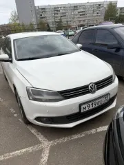 Volkswagen Jetta, 2012 года, 105 лс, 214144 км, АКПП. Автомобиль легковой, марка: Фольксваген джетта, модель: Volkswagen Jetta, VIN: WVWZZZ16ZCM137026, гос. рег. номер: M919EE35, год изготовления: 2012.