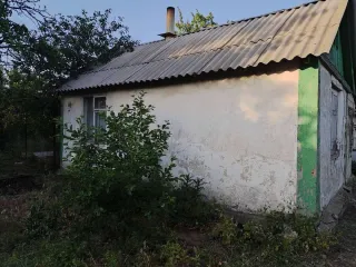 Жилой дом 49,3 кв.м и земельный участок 1500 кв.м, доли ½, Ростовская обл. Жилой дом с кадастровым номером: 61:47:0040401:1015, площадью 49,3 кв.м, по адресу: 347010, Россия, Ростовская обл, Белокалитвинский р-н, п Коксовый, ул Тургенева, 6, размер доли в праве: ½. Земельный участок с кадастровым…