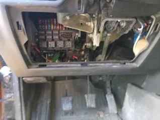 УАЗ Pickup 2014 года, 128 л.с., полный привод. Документы СТС и ПТС имеются. В наличии один комплект ключей. Точный пробег указать не можем, т.к. автомобиль не заводится, отсутствует аккумулятор. Пробег ориентировочно 350-400 тысяч км. Автомобиль битый, требует ремонта. Не работает одометр, есть…