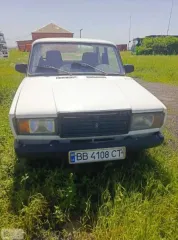 Lada 2107 1990 Автомобиль Lada 2107, 1990 г.в. (годные остатки) бывший в эксплуатации, с видимыми повреждениями, потертостями, дефектами, возможны скрытые повреждения и дефекты, с тремя ключами от замка зажигания и свидетельством о регистрации автомобиля в Украине. Реализуется в качестве годных…