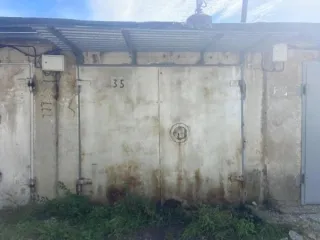 Гаражный бокс 17,9 кв. м. Местонахождение: Хабаровский край, г. Хабаровск, ул. Знаменщикова, д. 9А"В", ПГСК 706, бокс 35. Кадастровый номер 27:23:0020330:709. Снижение цены на 15%. Цена 726240 руб. (НДС не облагается). Задаток 181560 руб. Шаг 7262,40 руб.