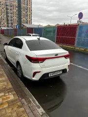 Kia Rio 2018 года выпуска, VIN Z94C241ABKR093311.