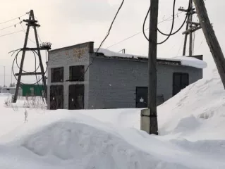 Недвижимое имущество: (1) Сооружение, 24:12:0380107:501, Нежилое (сооружение), склад временного содержания, Красноярский край, Енисейский район, с. Верхнепашино, ул. Советская, 1В/8, 641 кв. м; (2) Здание, 24:12:0380107:512, Нежилое, 663148, Россия, Красноярский край, Енисейский район, с…