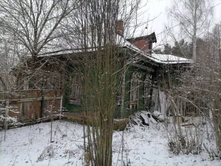 3/16 доли дома и 3/16 доли земельного участка, Ивановская область, г. Фурманов, ул. Октябрьская, дом 26а. Земельный участок, категория земель: Земли населенных пунктов, разрешенное использование: для существующего индивидуального жилищного строительства, общая площадь 1 436,05 кв. м., кадастровый…