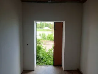 Дом и два земельных участка 570 кв.м, Волгоградская область. Дом и земельный участок 570+/-17 кв.м. в Волгоградской обл. Еще дом и земельный участок 570+/-17 кв.м. в Волгоградской обл. Еще земельный участок, площадь 570+/-17 м, кад. № 34:20:040001:612 Волгоградская обл., район Новониколаевский, х…