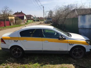 Opel Astra 2012 Легковой автомобиль Opel модели Astra (A-H\NB), год выпуска 2012, кузов № XWF0AHL69C0014660, VIN XWF0AHL69C0014660. Ознакомление с имуществом и документацией осуществляется по предварительной записи по телефону +7-910-978-90-46, каждый четверг с 18:00 до 20:00, кроме праздничных…