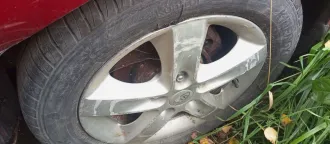 Kia ceed 2008 г.в. Легковой автомобиль Kia ceed,2008 г.в., VIN XWEFF523290000409, двигатель бензин, 1975 куб. см, 143 л.с.
ТЕХНИЧЕСКИЕ ОСОБЕННОСТИ Т/С: Разбита вся водительская сторона, нет зеркала с водительской стороны, разбит полностью зад машины, сломана стойка сзади с пассажирский стороны…