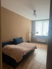 Квартира 68,2 кв.м в г. Лесной Свердловской области, ул. Ленина, д. 132, кв. 29. Жилое помещение, площадь 68,2 кв.м, кадастровый номер 66:54:0101005:2701. Осмотр по предварительной записи по телефону +7-9221991327.