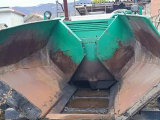 Vogele 1400, 1994 Асфальтоукладчик Vogele 1400, 1994 года выпуска; цвет желтый; мощность двигателя л.с./кВт 67/49