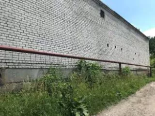 Земельный участок с кад. №52:15:0080201:16 площадь 13 084,60 кв. м, адрес: Нижегородская обл., Городецкий р-н, г. Городец, ул. Республиканская, участок 88. Здание гаража, нежилое, 1 этаж, площадь 212,7 кв. м, инв. №14043, лит. М, кад. №52:15:0080201:307. Главное производственное здание Хлебозавода…