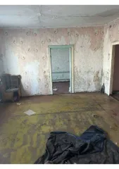 Доля квартиры 64,3 кв.м., Омская область 1/4 доля квартиры в Омской обл. еще 1/4 доля квартиры в Омской обл. еще 1/4 доля в квартире, площадь 64.3 кв.м., назначение: Жилое, этаж: 1, адрес (местонахождение): Россия, Омская область, Кормиловский р-н, с. Новоселье, ул. Советская, д. 25, кв. 2…