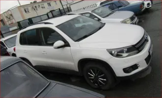 Volkswagen Tiguan 2013, 160 л.с., 186910 км, АКПП. Легковой автомобиль VOLKSWAGEN TIGUAN, 2013 года выпуска, VIN: XW8ZZZ5NZDG122214, КПП: Механическая.