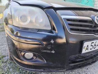 Легковой автомобиль Тойота Avensis,  VIN: SD1DR56180E176945, 2006 г.в.,  Мощность двигателя л.с. 95/129.0,  ПТС: 77ТГ78854, Модель, номер двигателя: 1ZZ U825087,  Номер кузова: SD1DR56180E176945,  Масса без нагрузки: 1862 1332 .