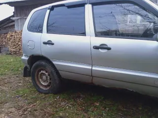 Chevrolet Niva 2005 года, 79 л.с., автомобиль легковой, марка: CHEVROLET, модель: NIVA, VIN: X9L21230050087244, гос. рег. номер: Х842ХХ12, год изготовления: 2005