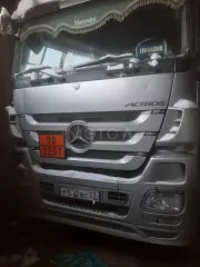 Грузовой тягач седельный Mercedes Benz Actros 1844 LS, 2016 г.в., VIN WDB93403310113463, шасси № WDB93403310113463, г.р.з. Р532ВС 27  Местонахождения: 680025,г.Хабаровск, ул. Сергеевская, д.14/1