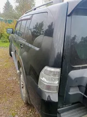 Mitsubishi Pajero 3.0, 2013, цвет: черный, мощность двигателя, л. с. (кВт): 131/178.0. Обращаю внимание, что автомобиль находился в эксплуатации и является бывшим в употреблении; может иметь скрытые недостатки (неисправности), которые являются следствием эксплуатационных дефектов или естественного…