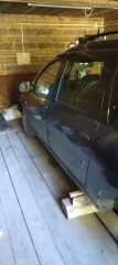 Lada Largus 2014 года, цвет темно-коричневый. VIN: XTARSOY5LF0848958. Пробег не известен. Ходовая требует ремонта, двигатель не заводится (требует ремонта), электрика требует ремонта (нет аккумулятора), вмятины и повреждения ЛКП по всему периметру кузова.