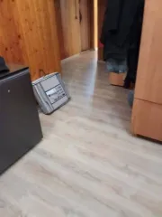 1/2 доли квартиры и 2 земельных участков, Удмуртия, Глазов. 1/2 доля квартиры и 1/2 доля земельного участка в Удмуртии, еще 1/2 доля квартиры и 1/2 доля земельного участка в Удмуртии, 1/2 доля в помещении, площадь 94,4 кв.м., назначение: жилое, вид жилого помещения: квартира, этаж: 1-2, адрес…