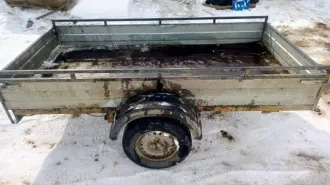 Прицеп 715400 ВВ085456, 2022 года, VIN: XZE715400N0004179. Имеются механические повреждения на бортах.