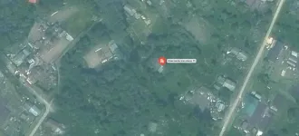 Земельный участок площадью 1360 кв.м. с кадастровым номером 59:11:0060008:8, расположенный по адресу: Пермский край, г. Чусовой, п. Калино, ул. Комсомольская, д. 15.