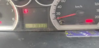 Chevrolet Aveo, 2007. Транспортное средство: Шевроле Авео, ГРЗ В145ХВ82, 2007 года выпуска, идентификационный номер KL1SF69YE8B093395, цвет: черный, мощность двигателя 63,3 (86) кВт (л.с.). Транспортное средство на ходу, по кузову имеются царапины. Машина стоит по адресу: г. Ялта, ул. Батурина, д…
