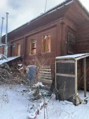 Нежилое здание 220 кв.м с участком 808 кв.м, г. Тутаев, Ярославская область нежилое здание, общей площадью 220,0 кв.м., кадастровый номер: 76:21:020225:33, назначение - нежилое, количество этажей - 2, в том числе подземных 0, с земельным участком, общей площадью 808 кв.м., кадастровый номер…