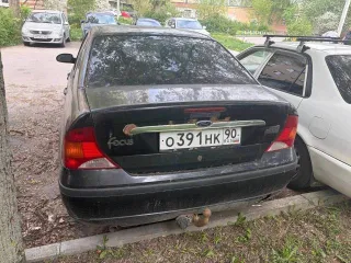 Ford Focus 2003, 75 лс, 350000 км, легковой автомобиль, VIN X9FFXXEEDF3L06682, г.р.з. В391НК90. Авто не на ходу. Точный пробег необходимо уточнять на месте, при осмотре.