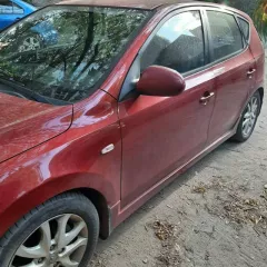 Легковой прочие Марка, модель: ХЬЮНДАЙ I30 1.6 GLS МТ Идентификационный номер  VIN : TMADC51DACJ261061, 2011 г.в., Цвет: КРАСНЫЙ     В автомобиле не работает двигатель